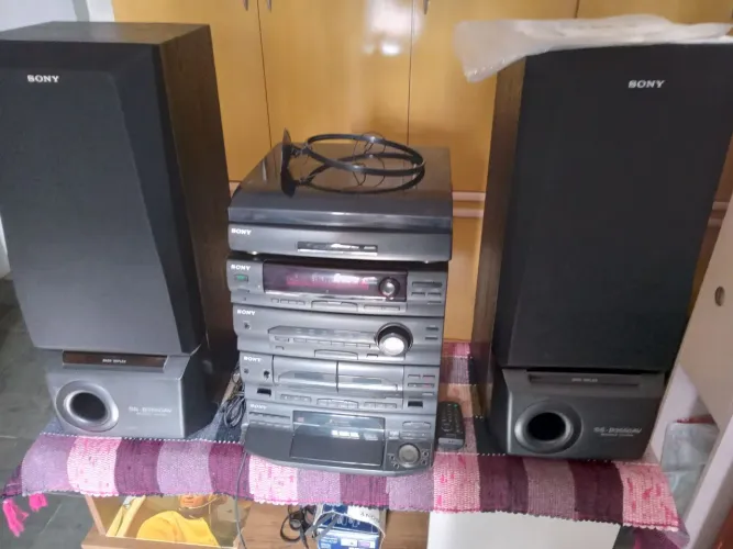 Aparelho de som Sony completo com manual  controle original RACK da última foto 