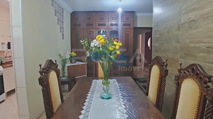 Casa Padrão à Venda na Vila Costa do Sol - São Carlos, 3 Dormitórios, Suíte e 4 Vagas Cobe