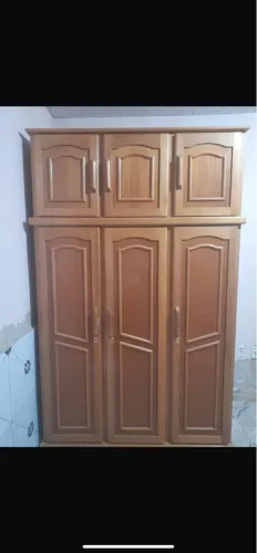 Vende-se guarda roupa de solteiro 