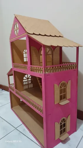 Casinha de mdf 80 de altura, 60 de largura e 26 de profundidade