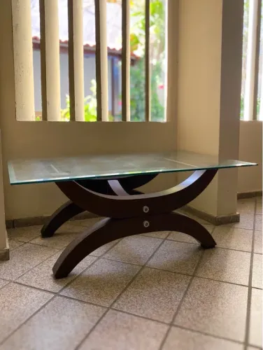 Mesa de centro em ipê