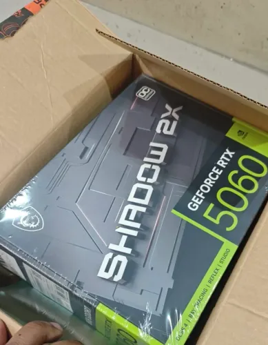 PLACA DE VÍDEO RTX 5060 LACRADA