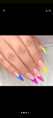 Preciso de manicure salão em Itapuã *