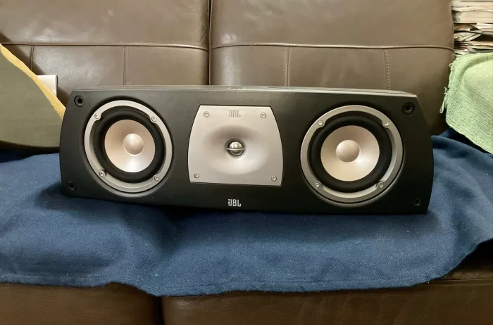 Caixa central JBL