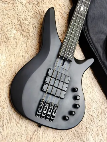 Baixo 4 cordas Michael BMG304 DK