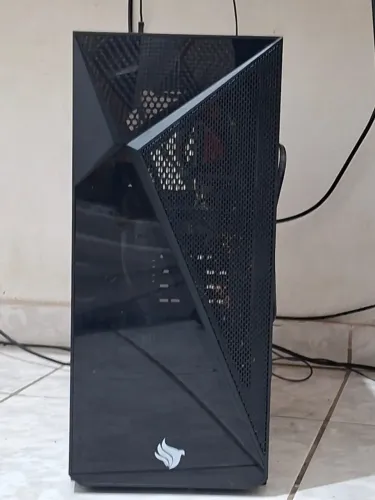 PC Gamer i3-10100F | GTX 1650 SUPER | 24GB RAM | SSD + HD (NEGOCIÁVEL)
