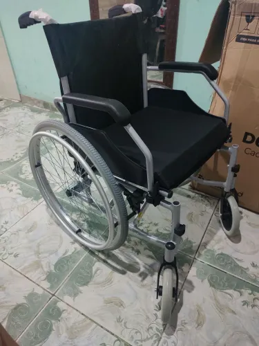 Cadeira de Rodas Dellmed D600 T46 NOVA com Nota Fiscal