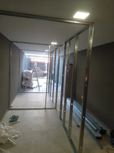 Instalação de portas janelas  drywall e pintura 