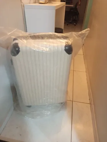 Vendo mala de 23kg nova.
