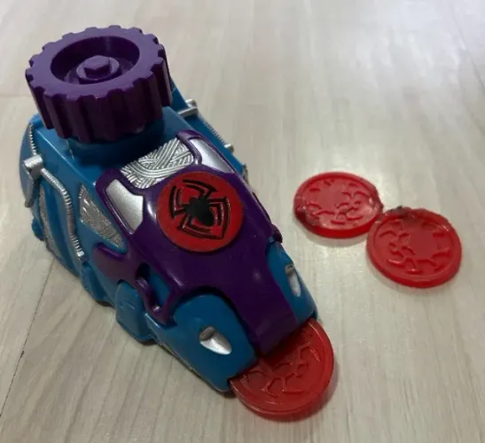 Lançador Spider-Slammer da linha Spider-Man Hazard Gear, lançado pela lendária Toy Biz no