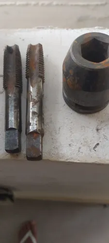 Vendo dois machos mais uma boca 19 reforcada