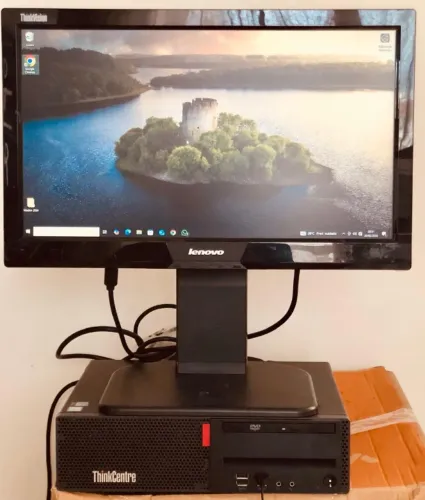 Computador Lenovo I5 com monitor ThinkVision 21,5 polegadas