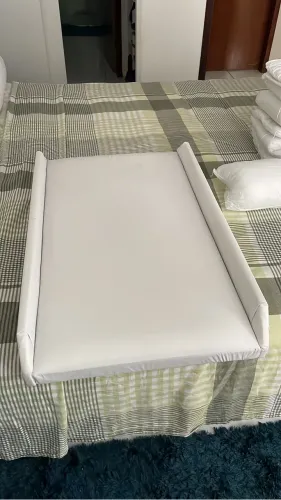 Trocador alcochoado corino