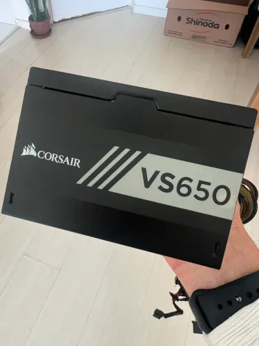 Fonte Corsair VS650
