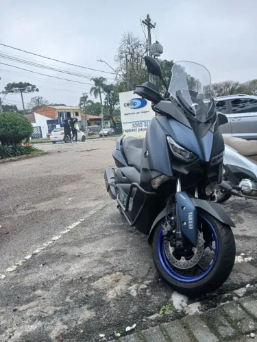 XMAX 250 2024