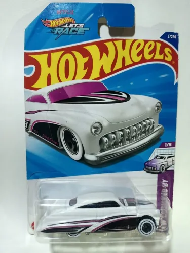 Carrinho escala 1/64 , Purple passion (Novo)