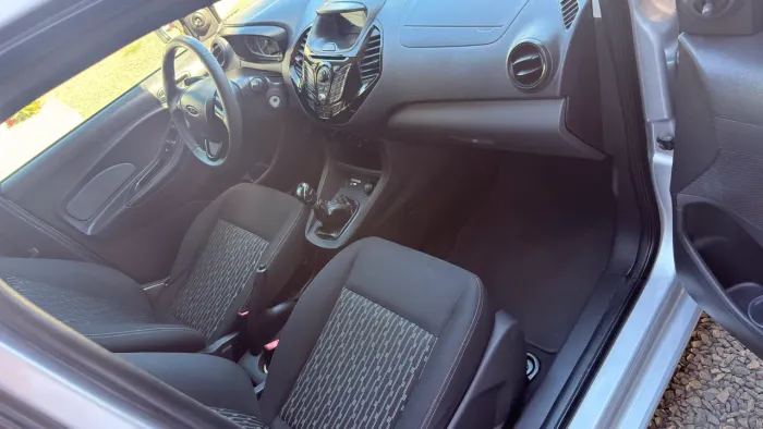 Ford KA+ Sedan 1.5 16V Flex 4P 2015