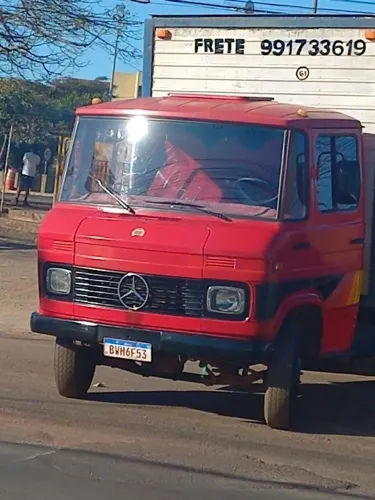 Faço frete e mudanças DF e entorno, número para contato: *