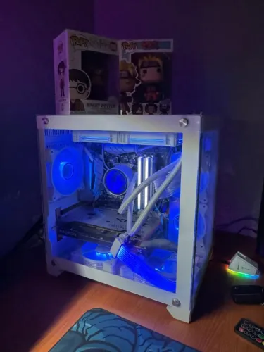 PC GAMER Ryzen 5 5600G + Radeon RX 6650 XT