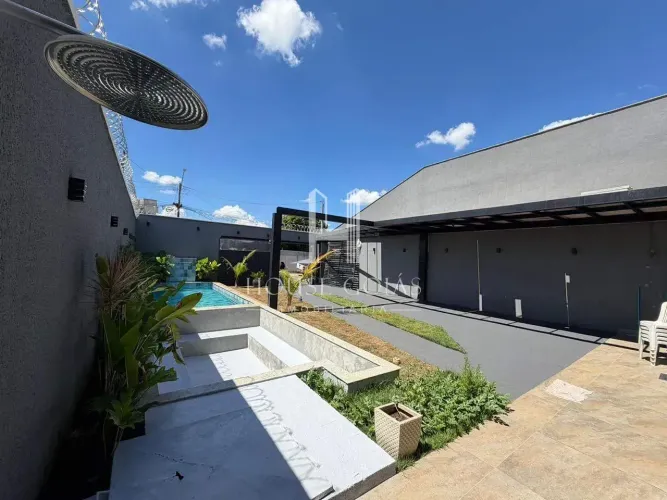 Casa de Alto Padrão, Condomínio das Esmeraldas, Goiânia, GO