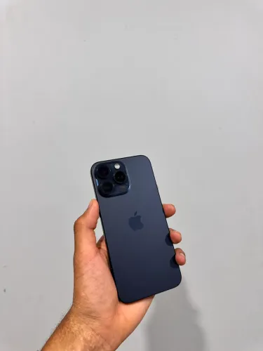 iPhone 15 Pro Max 256 GB / 3 MESES DE GARANTIA