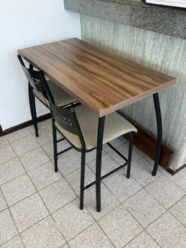 Mesa 2 cadeiras