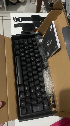 Teclado Mecânico Red Dragon Fizz Pro