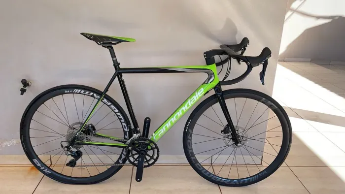 Cannondale Supersix evo Hi-mod 