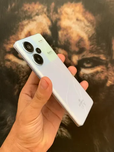 Xiaomi redmi Note 13 Pro Plus, 5G. 256gigas/12ram. Trinco no fundo não atrapalha!