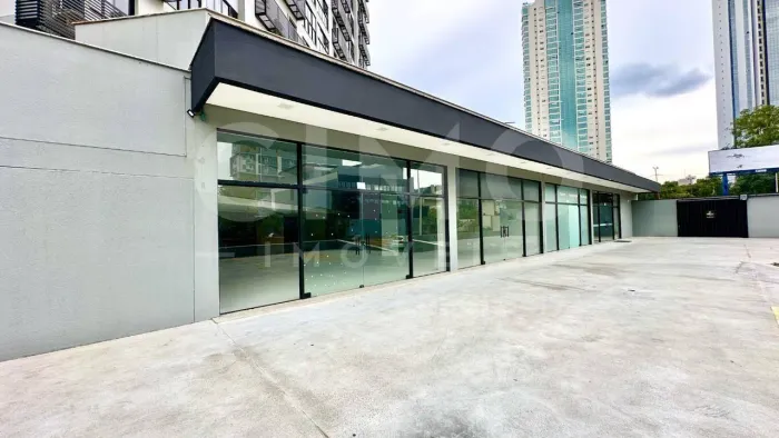 Sala Comercial para Locação em Blumenau com 260m²