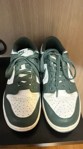 Tênis Nike dunk low verde e branco tam 38
