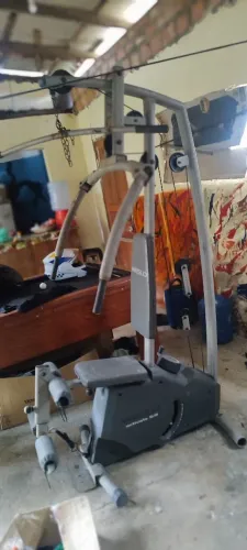 Vendo estação de musculação cel *