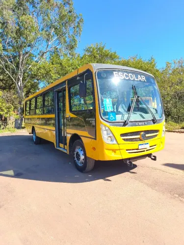 Ônibus escolar 60 lugares