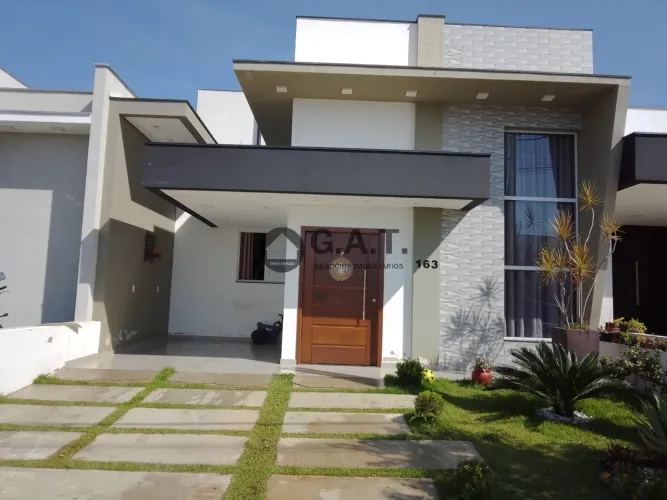 Aluguel de Casa em Condomínio em Sorocaba-SP: 3 Quartos, 1 Suíte, 2 Salas, 3 Banheiros, 2