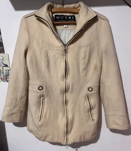 Casaco de Lã Bege Off-White Feminino Tam 40 Sobretudo Gola Alta Zíper