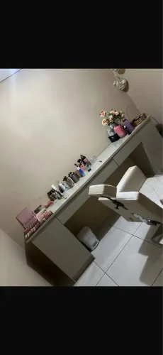 Bancada laqueada.
