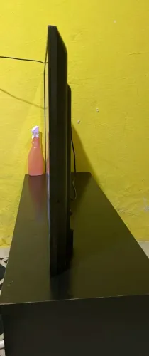 Tv smart 42 perfeito estado motivo de venda e estou indo embora e o volt e diferente 