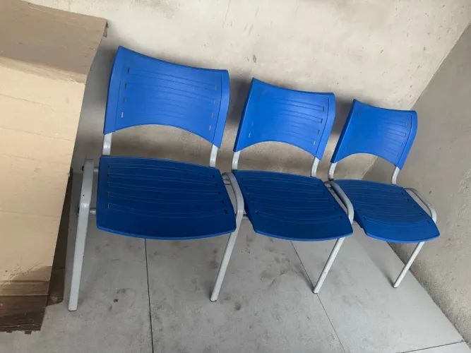 Longarinas tripla - cadeiras de sala de espera