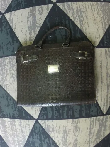Pasta Vianna Ribeiro Executiva Couro couro Croco<br>R$ 300,00