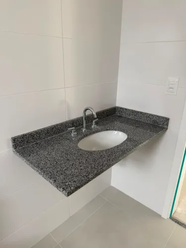 Pia de banheiro em granito com Cuba