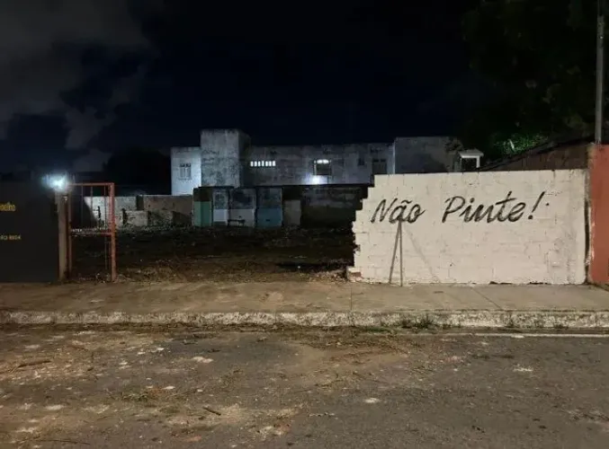 TERRENO À VENDA - ATALAIA