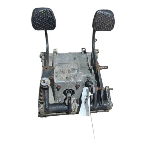 Pedaleira Freio E Embreagem Mercedes-benz 1418 1995/ 1996.