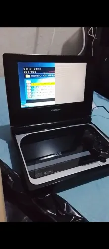 DVD portátil com tela 