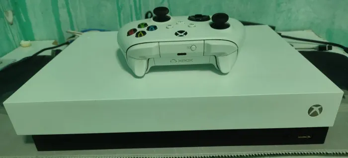Xbox One X