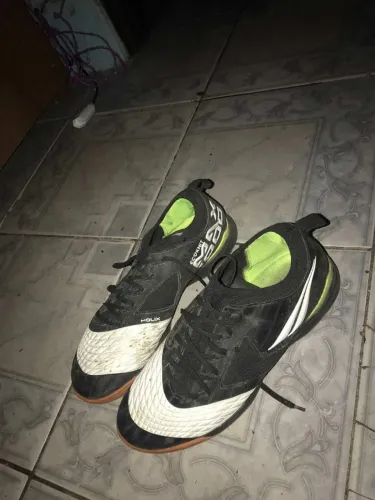 Tênis de futsal