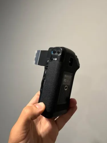 Grip Meike MK-550D Canon T2i T3i T4i T5i ? estado de novo