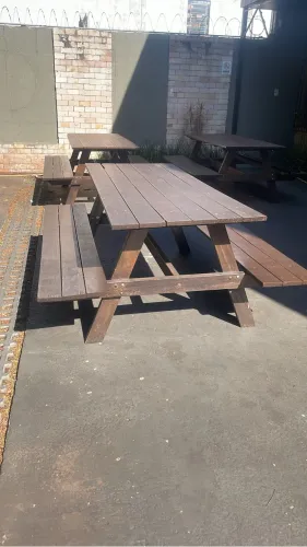 Mesa para jardim