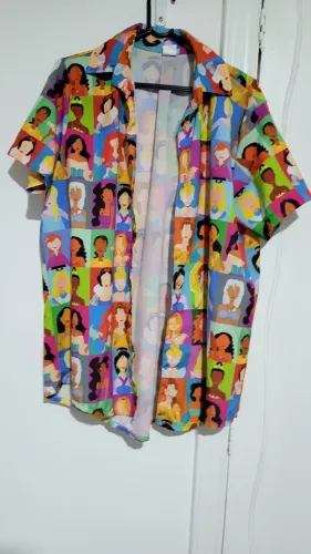 Camisa g estampada de princesas