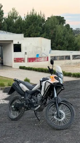 Sahara 300 2026 e 2.300 km