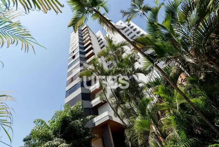 Apartamento na região mais nobre do Setor Oeste com 449,14m².